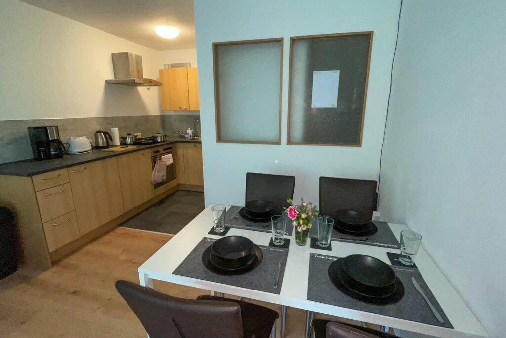 Shine Apartment โอเบอร์สเทาเฟิน ภายนอก รูปภาพ